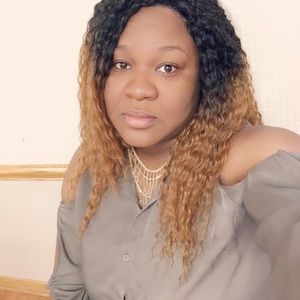 Meet your Posher, Farida